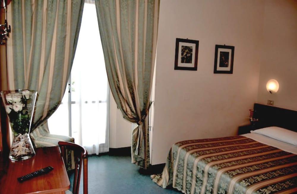 Hotel Acerboli Rimini Luaran gambar