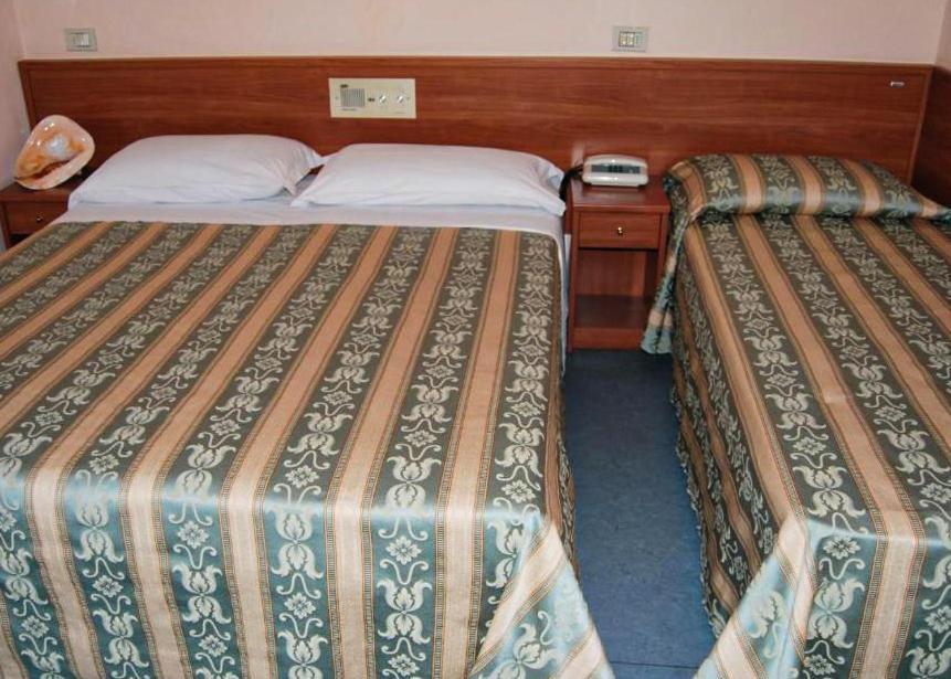 Hotel Acerboli Rimini Luaran gambar
